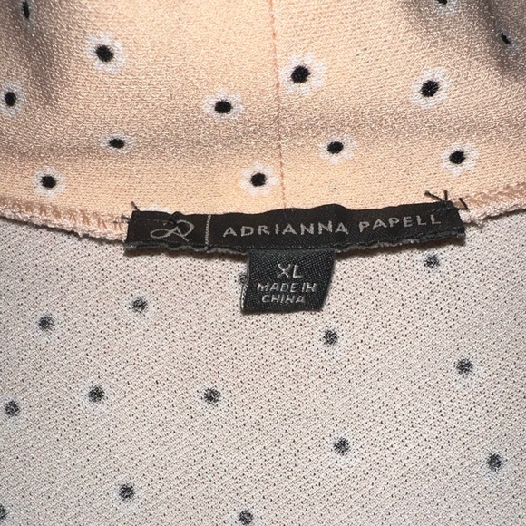 Short sleeve blouse🌼 - Picture 4 of 4